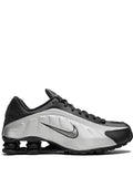 Nike Shox R4
