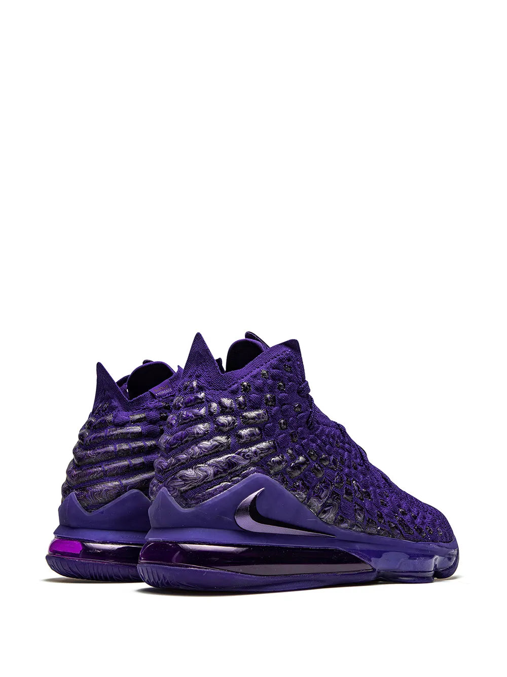 Nike Lebron 17