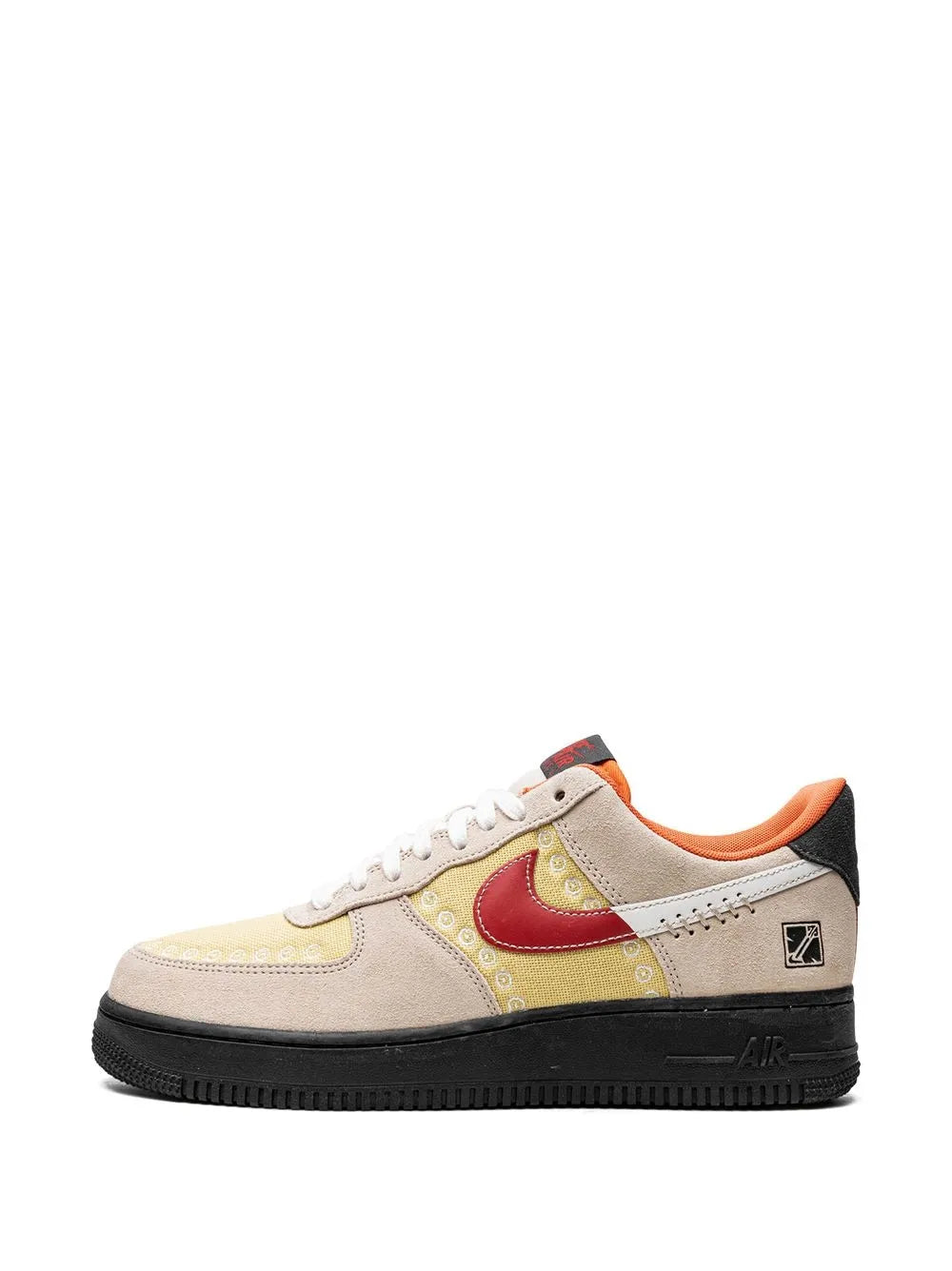 Nike Air Force 1 Low Somos Familia Sneakers