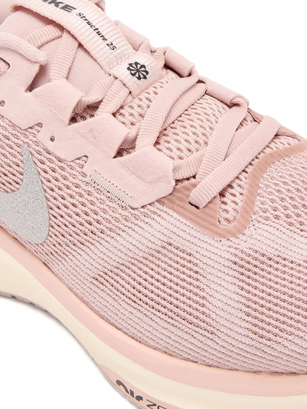Nike Structure 25