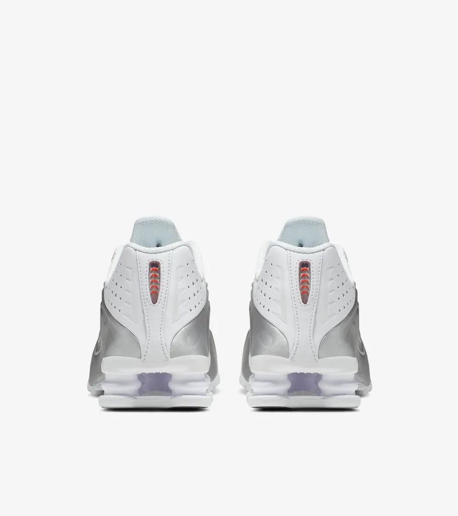 styleora Shox R4 White and Metallic Silver styleora