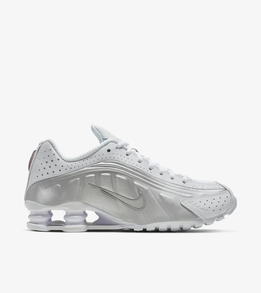 styleora Shox R4 White and Metallic Silver styleora